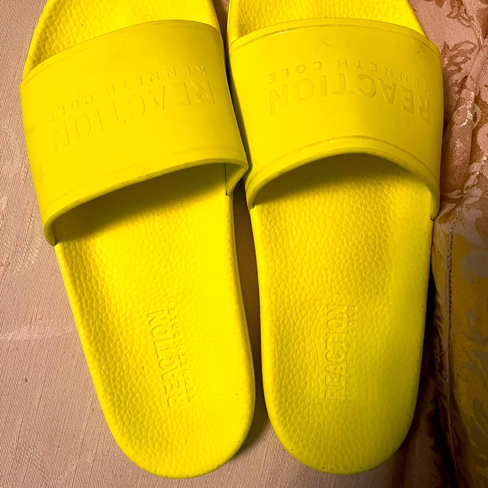 Kenneth Cole Reaction Slides